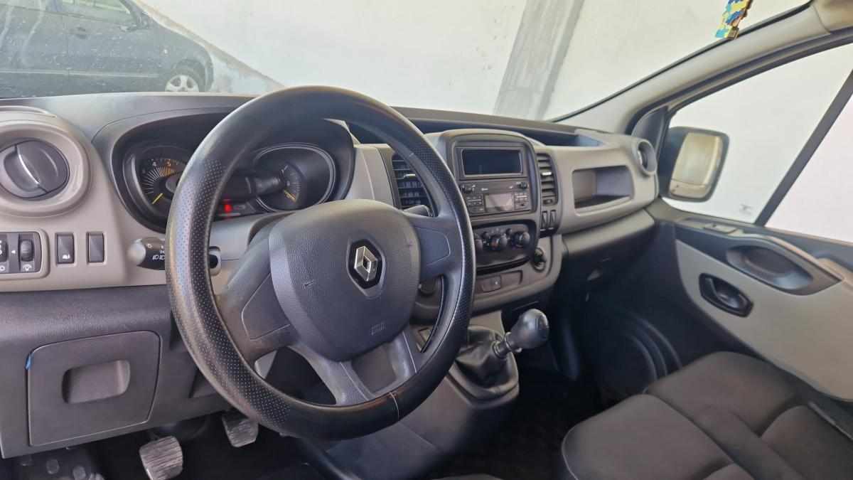renault-trafic-1-6-120cv-2014-diesel-1598cc