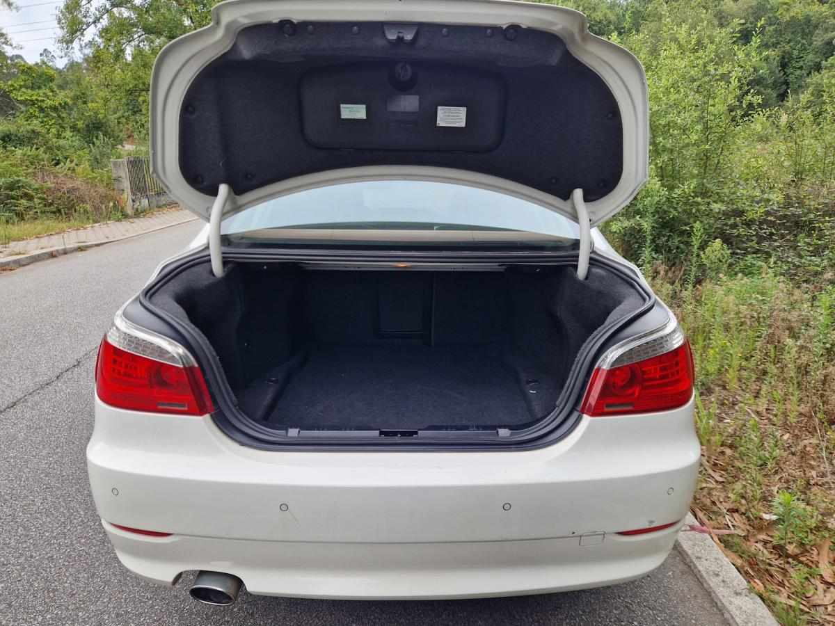 bmw-serie-5-520d-2008-diesel-1995cc