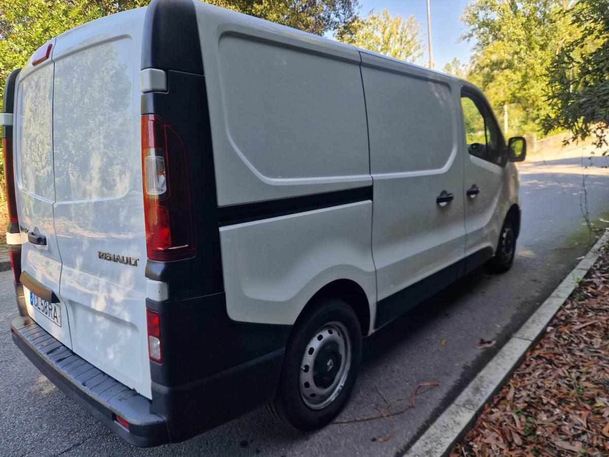 renault-trafic-1-6-120cv-2014-diesel-1598cc