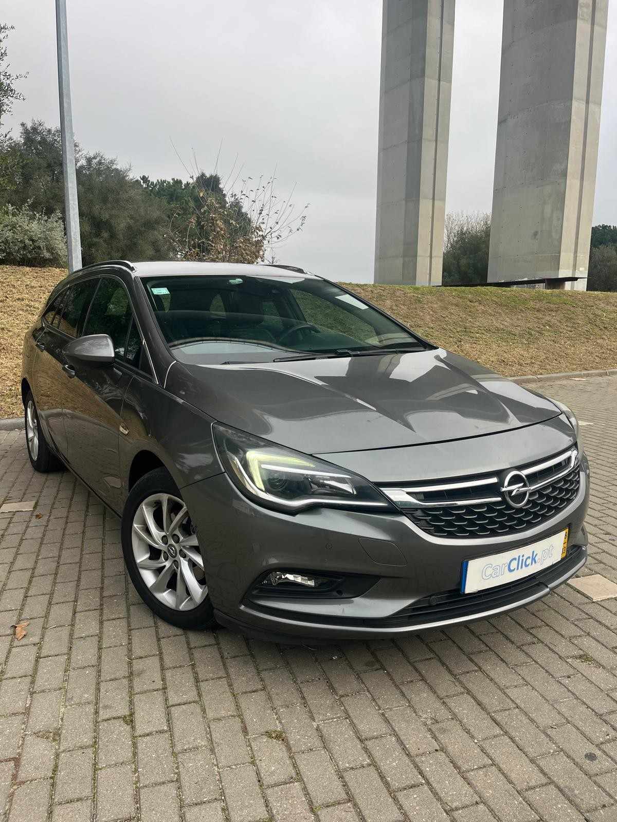 opel-astra-sport-tourer-2018-diesel-1598cc