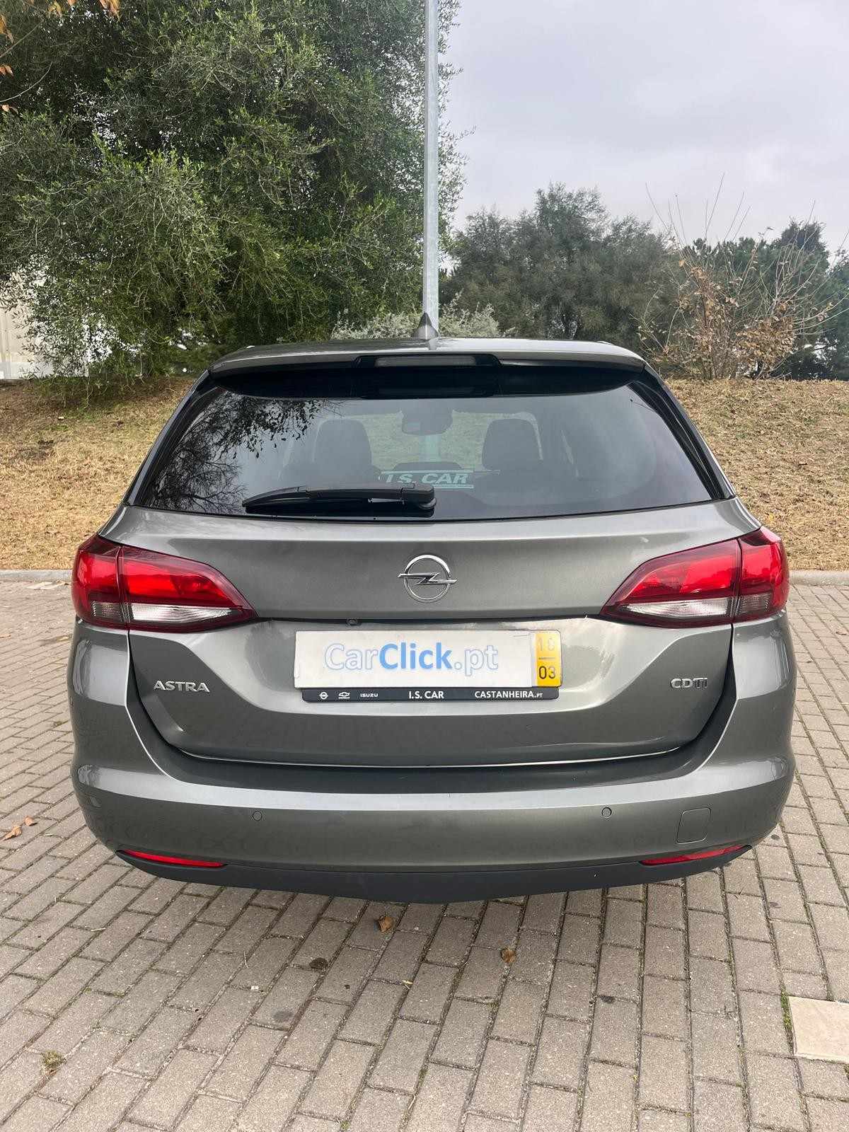 opel-astra-sport-tourer-2018-diesel-1598cc