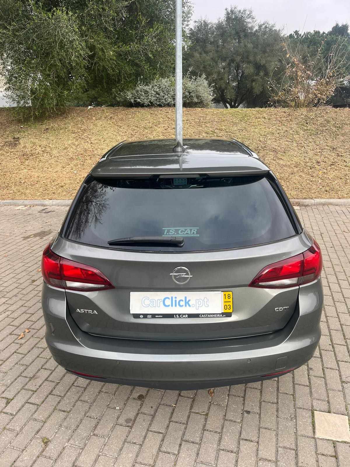 opel-astra-sport-tourer-2018-diesel-1598cc