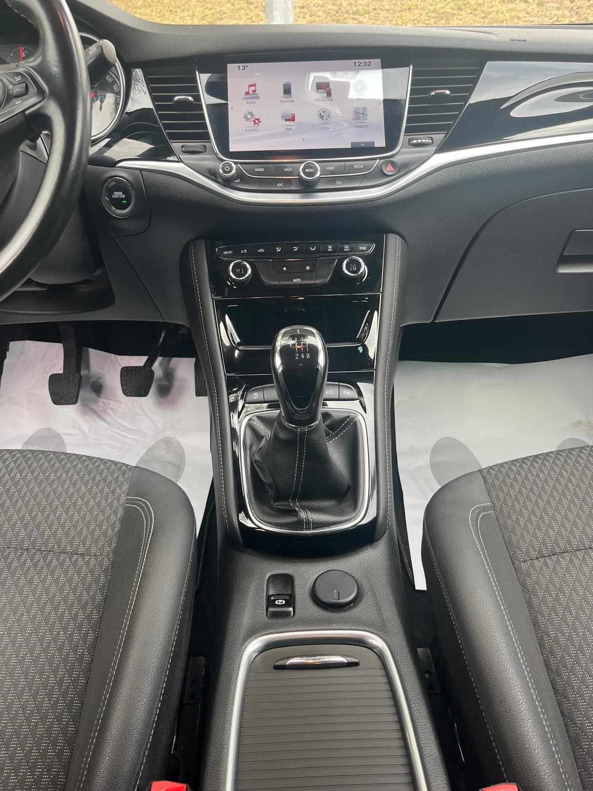opel-astra-sport-tourer-2018-diesel-1598cc