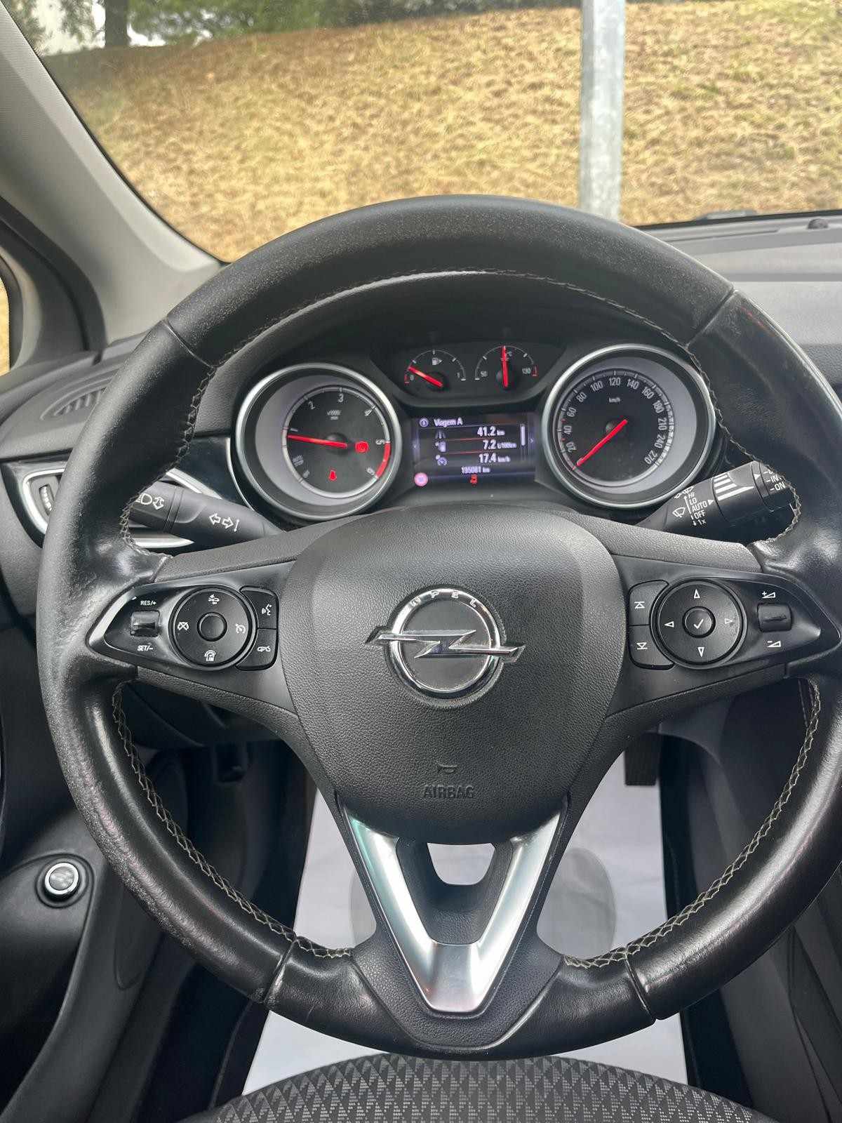 opel-astra-sport-tourer-2018-diesel-1598cc