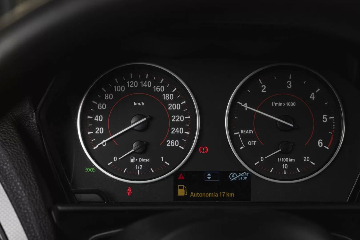 bmw-serie-1-2017-diesel-1496cc