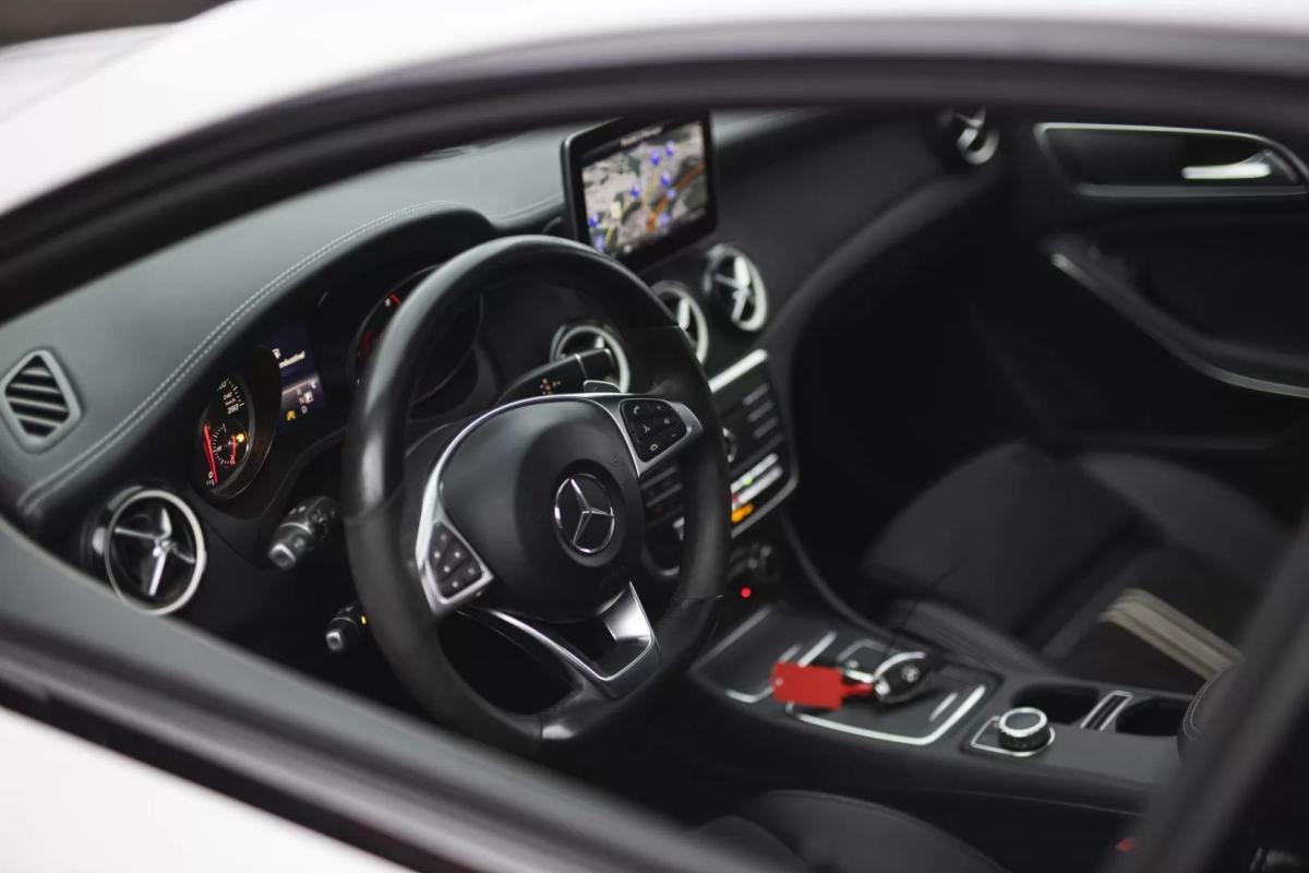 mercedes-benz-cla-2018-diesel-2143cc