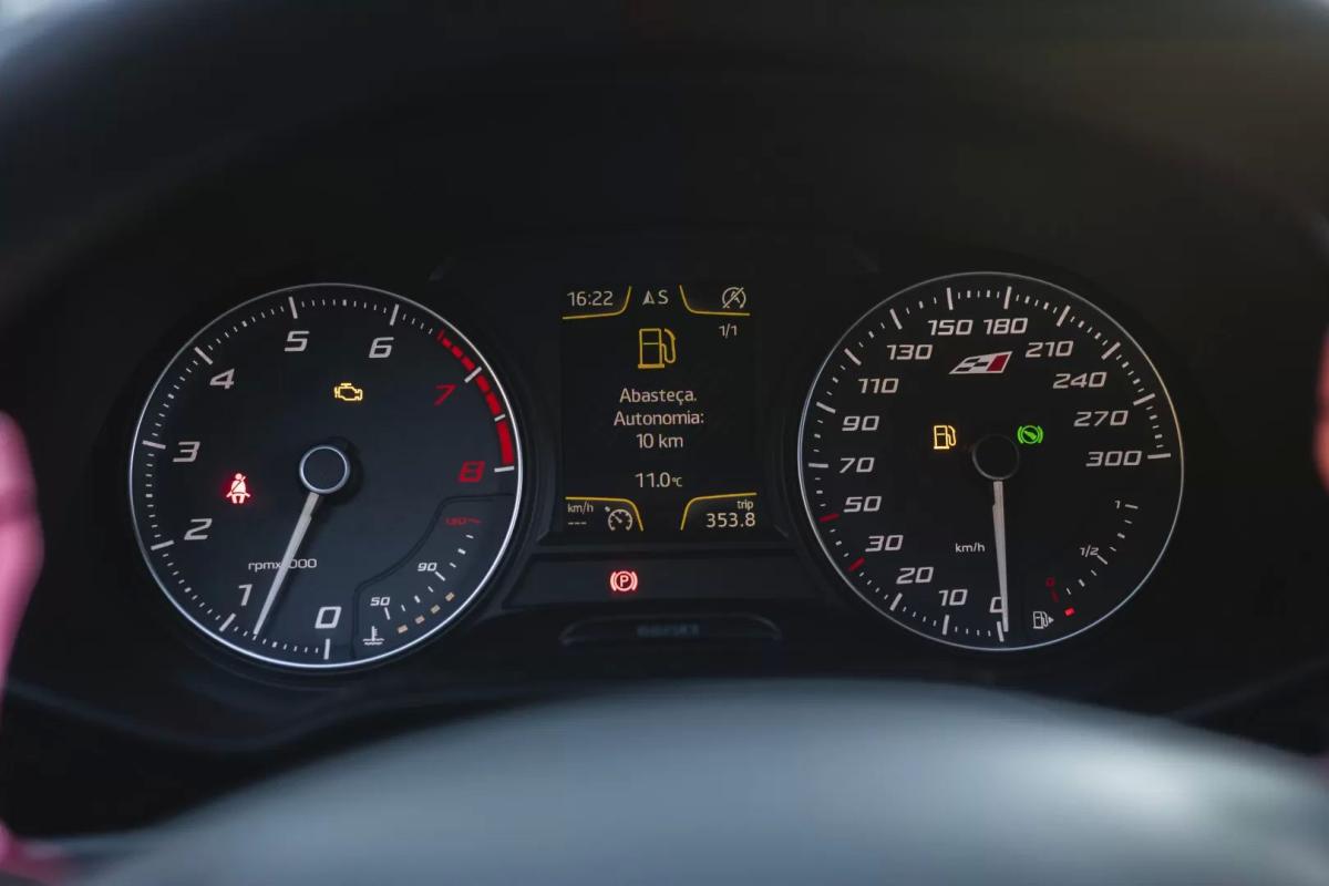 seat-leon-2014-gasolina-1984cc