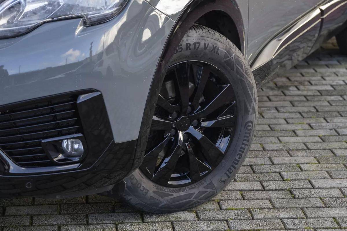 peugeot-5008-2019-diesel-1499cc