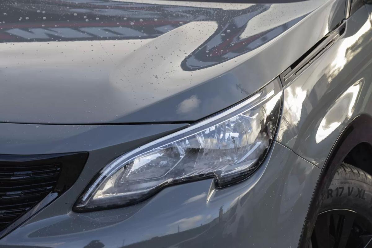 peugeot-5008-2019-diesel-1499cc