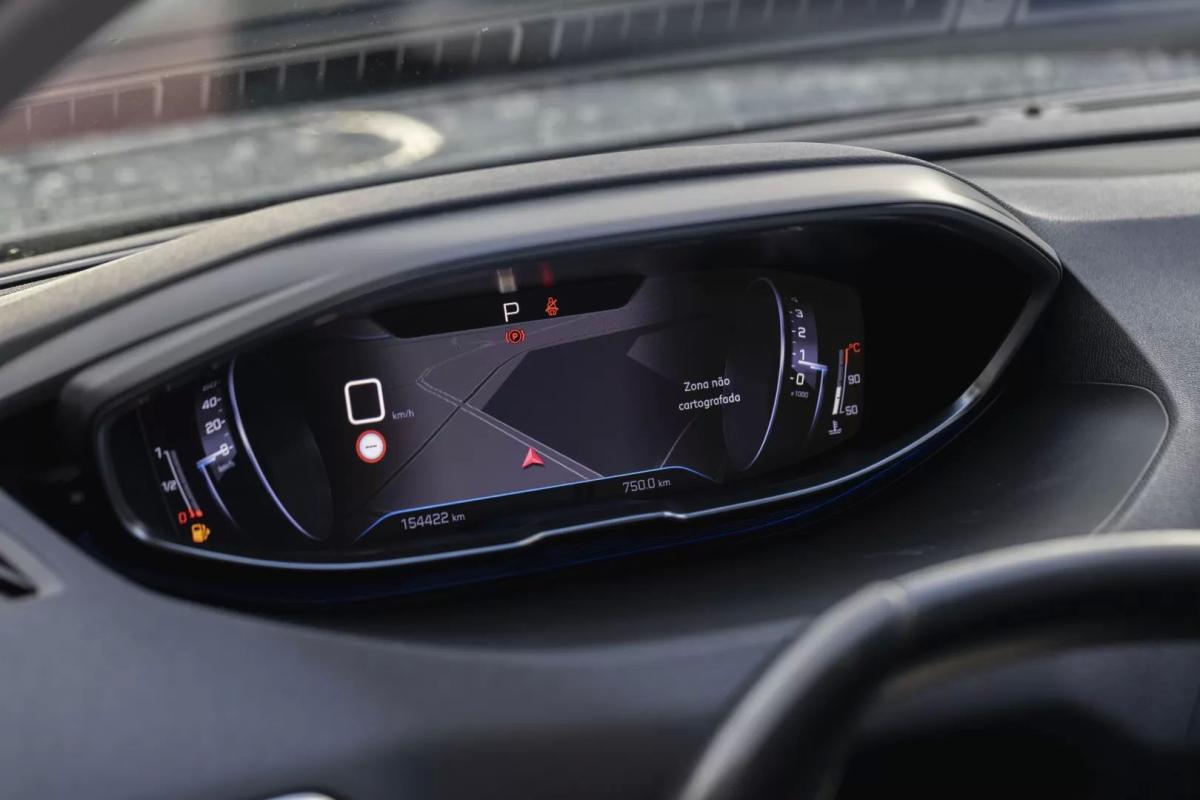 peugeot-5008-2019-diesel-1499cc