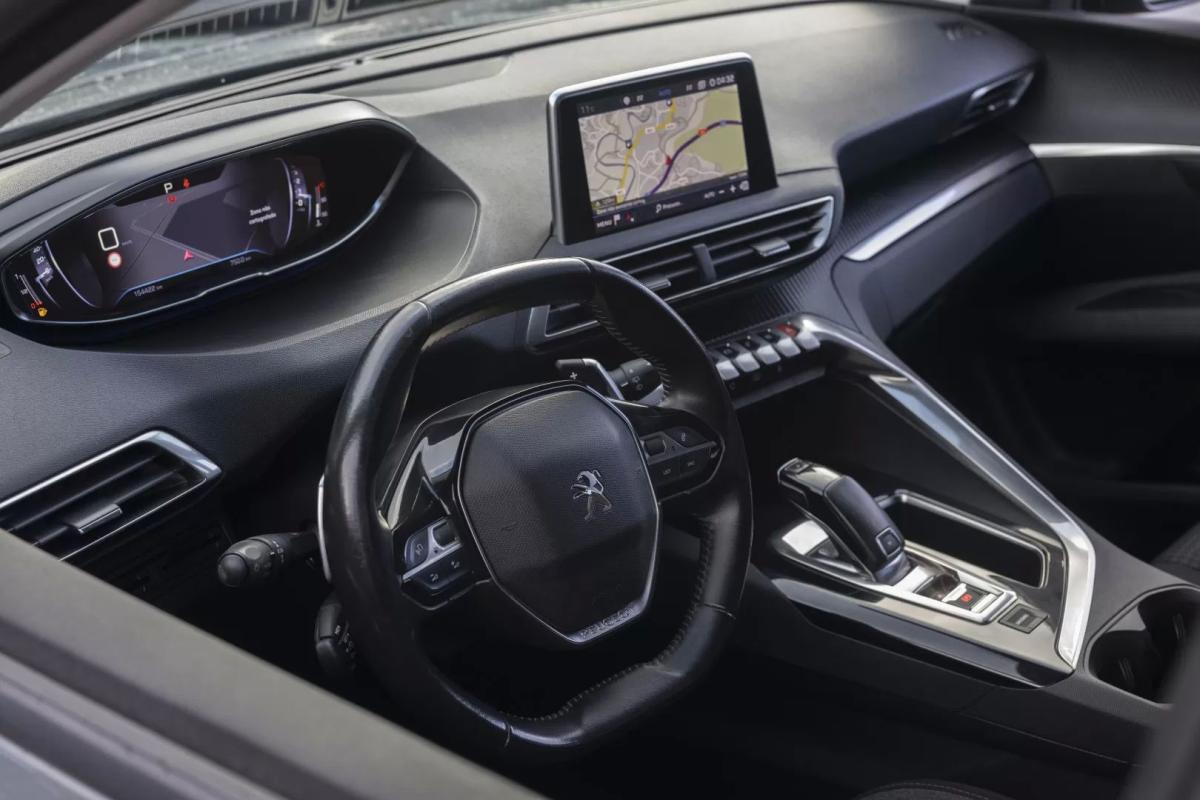 peugeot-5008-2019-diesel-1499cc