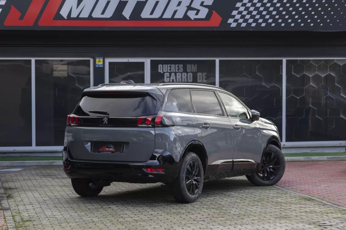 peugeot-5008-2019-diesel-1499cc