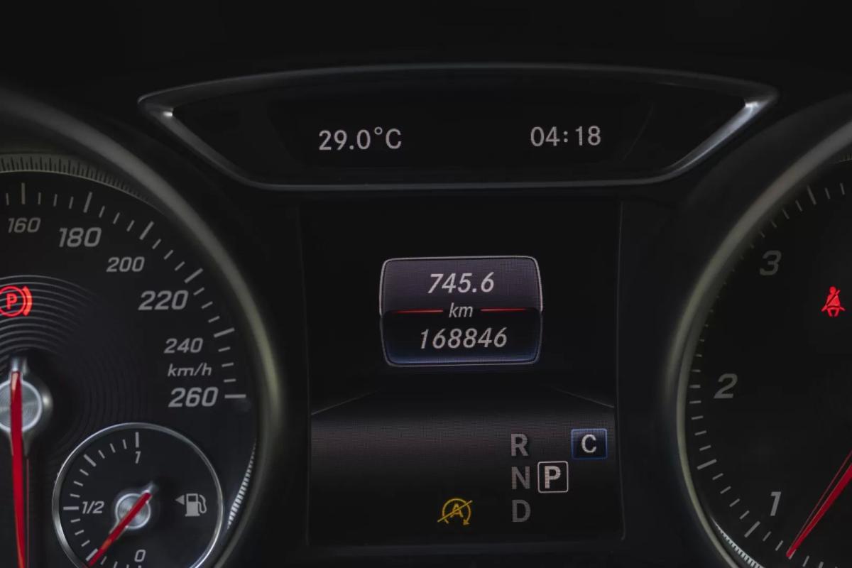 mercedes-benz-cla-2018-diesel-2143cc