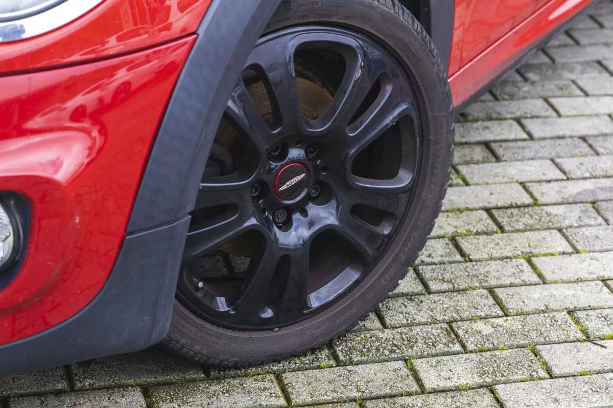 mini-hatch-2015-diesel-1496cc