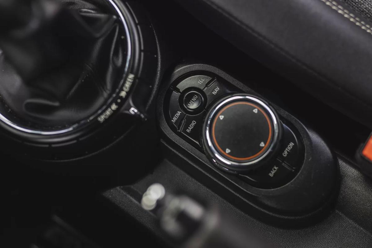mini-hatch-2015-diesel-1496cc