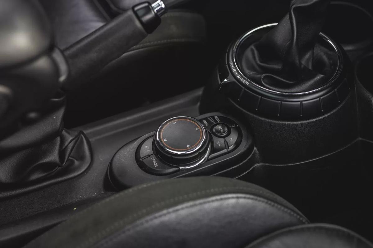 mini-cooper-d-2014-diesel-1995cc