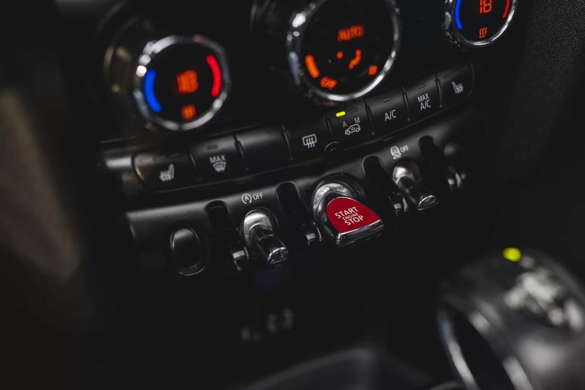 mini-cooper-d-2014-diesel-1995cc
