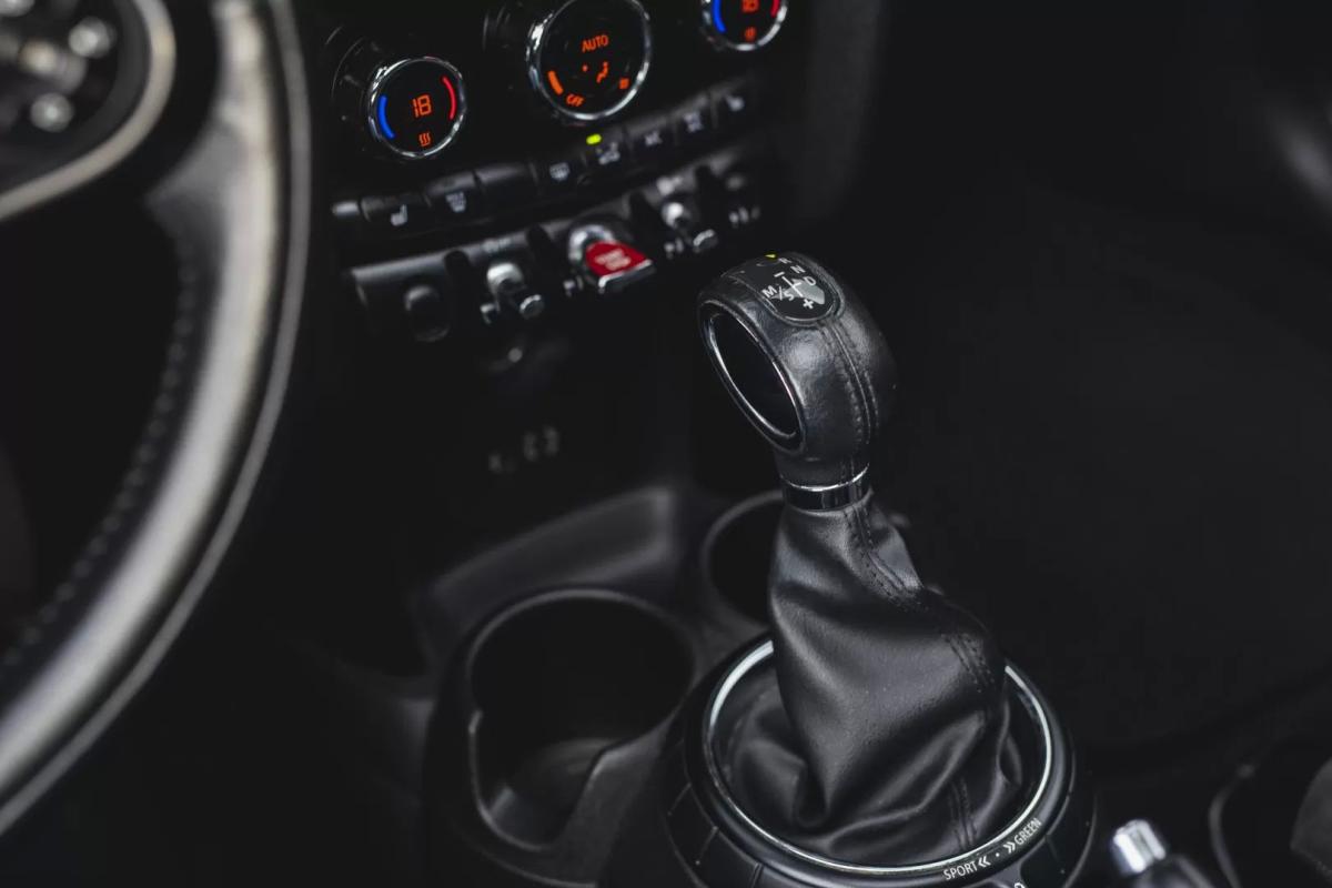 mini-cooper-d-2014-diesel-1995cc