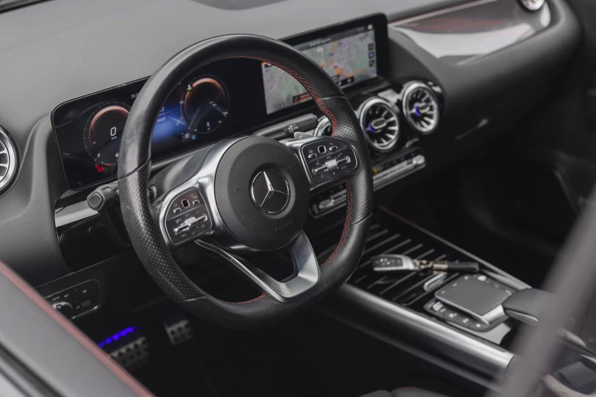 mercedes-benz-gla-2021-diesel-1950cc