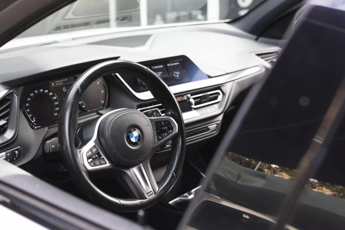 bmw-serie-1-2020-diesel-1496cc