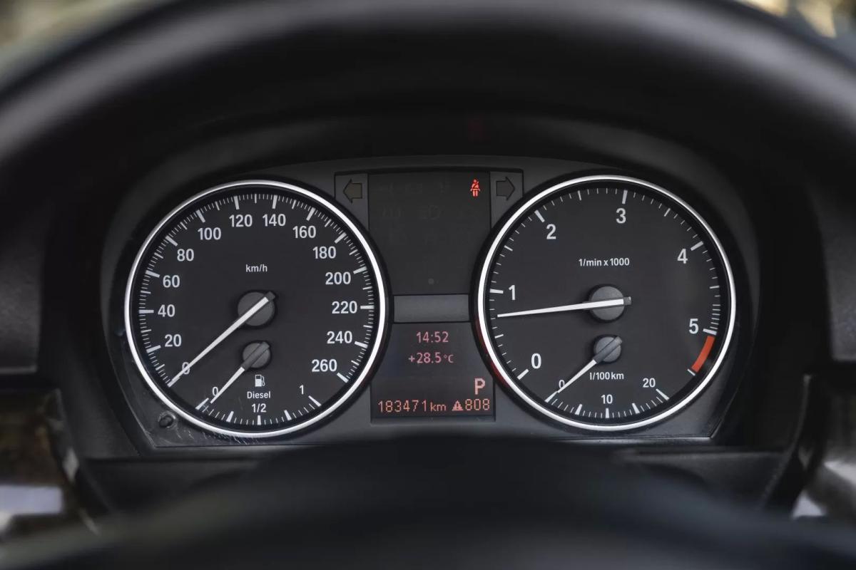 bmw-serie-3-2009-diesel-1995cc