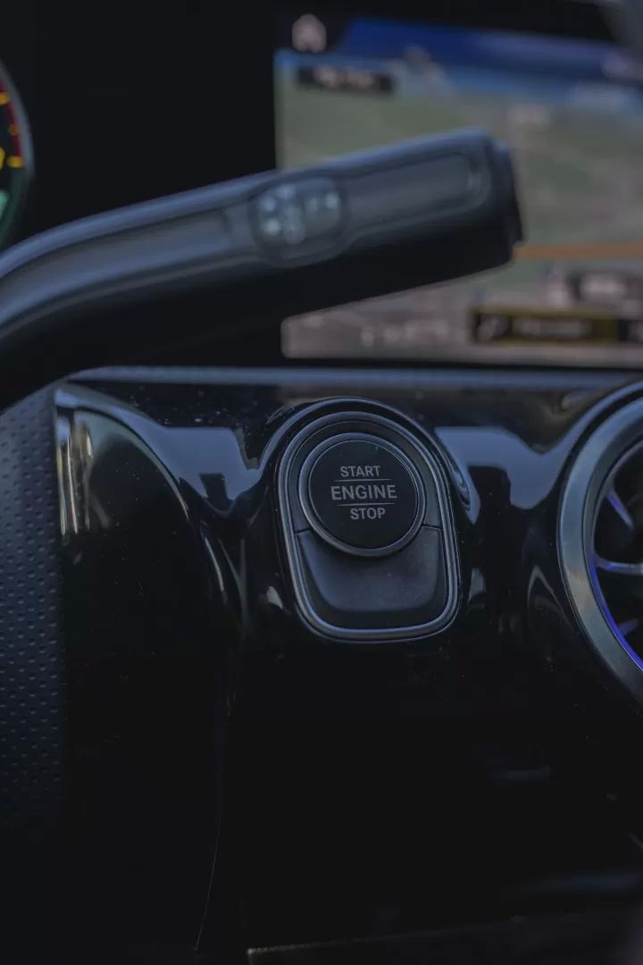 mercedes-benz-cla-2021-hibrido-1332cc