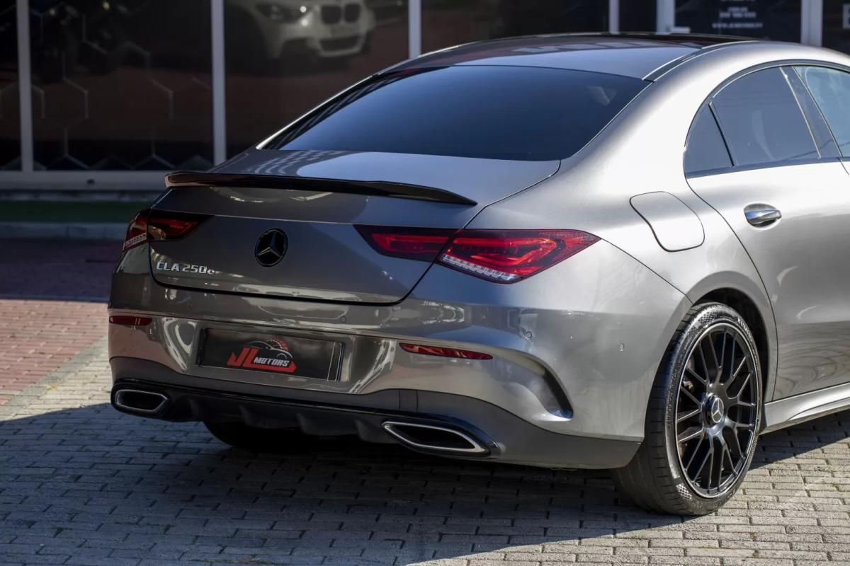 mercedes-benz-cla-2021-hibrido-1332cc