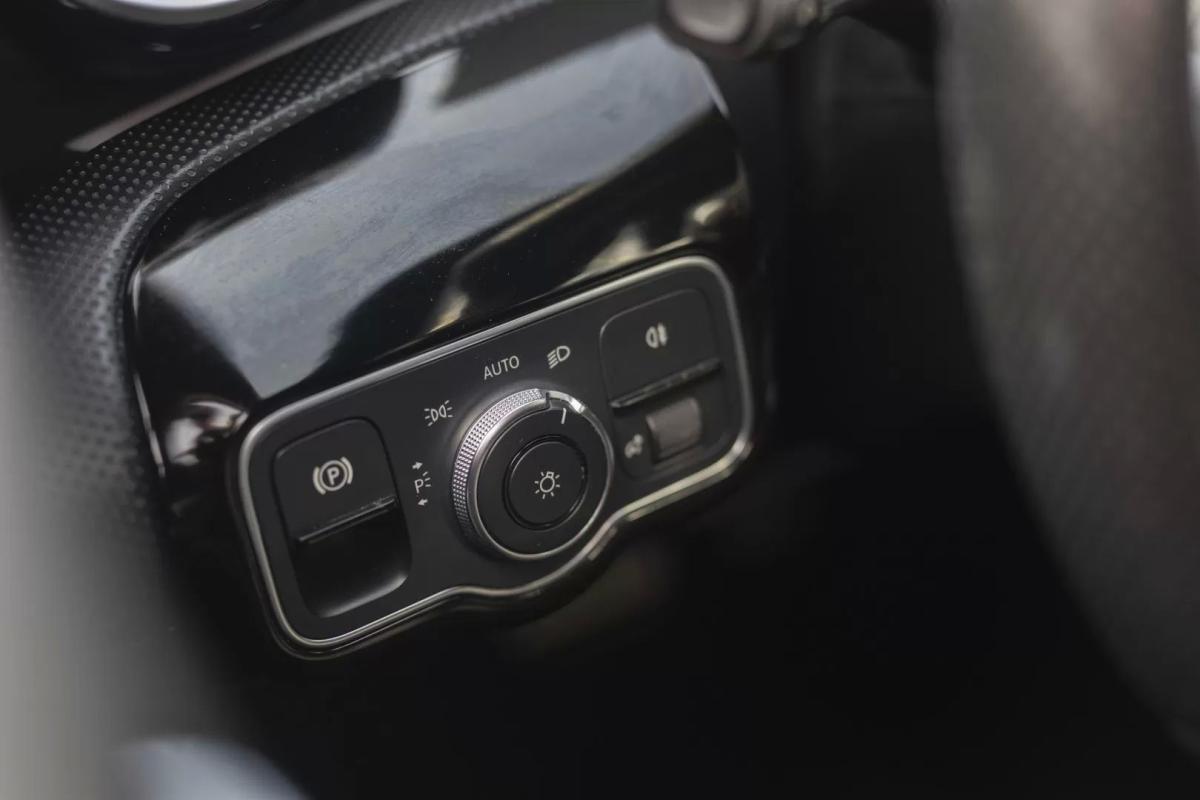 mercedes-benz-classe-a-2018-gasolina-1991cc
