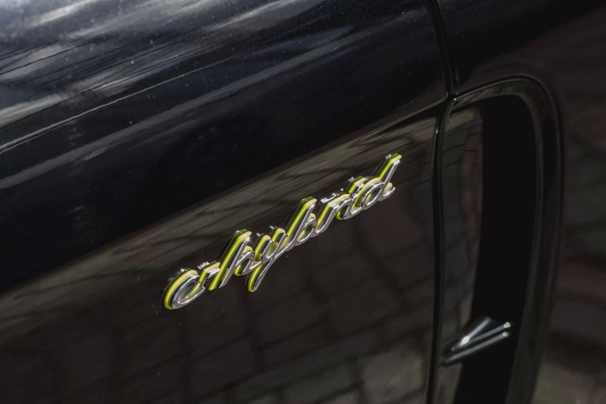 porsche-panamera-2019-hibrido-a-gasolina-2894cc