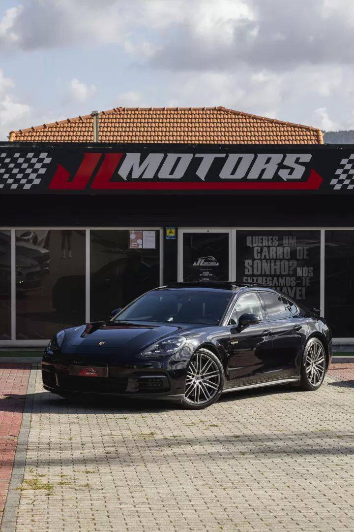 porsche-panamera-2019-hibrido-a-gasolina-2894cc