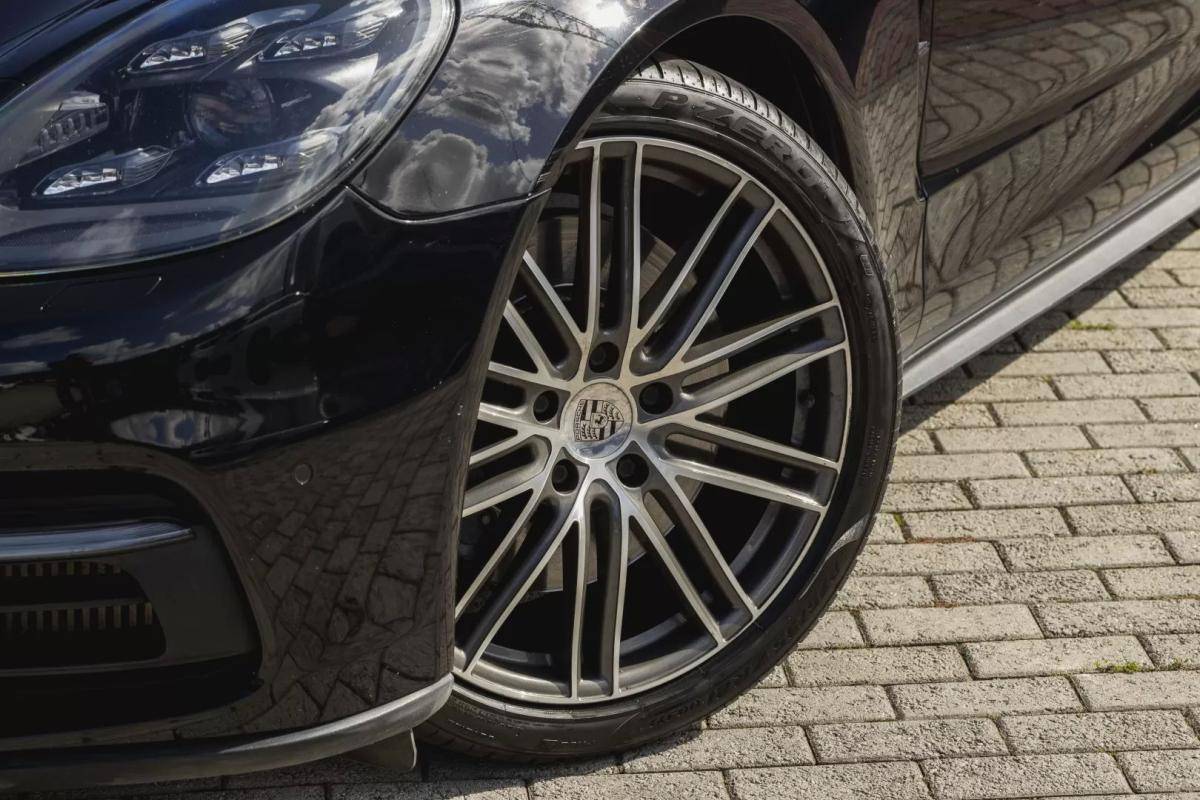 porsche-panamera-2019-hibrido-a-gasolina-2894cc