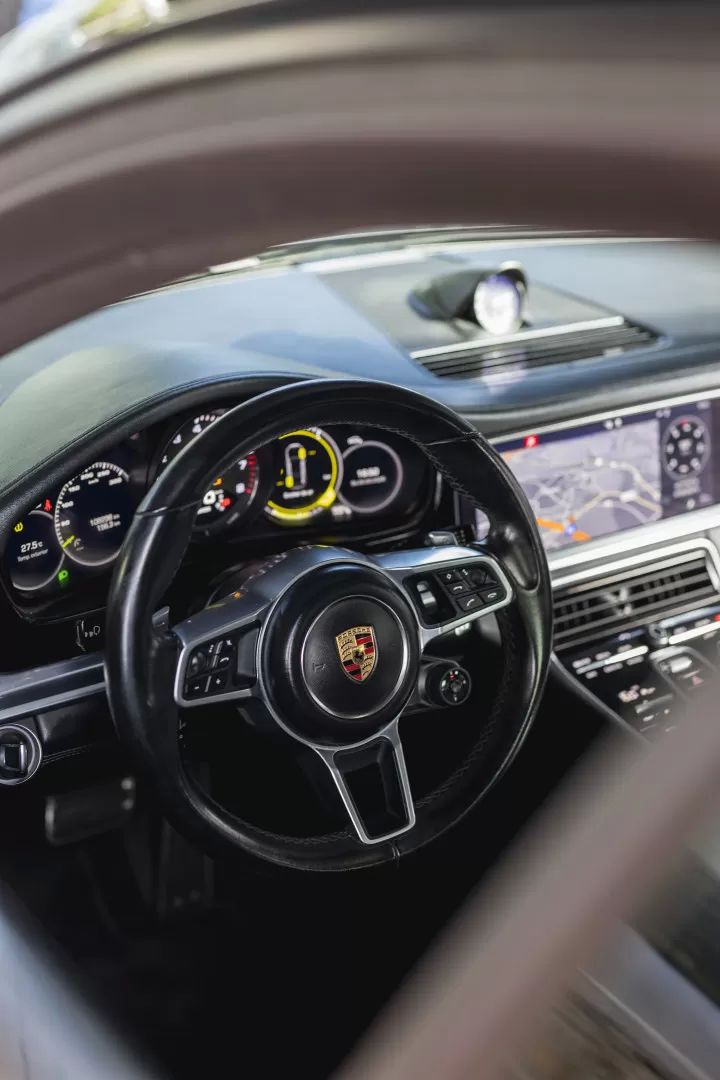 porsche-panamera-2019-hibrido-a-gasolina-2894cc
