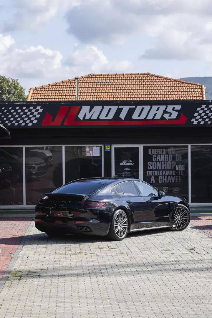 porsche-panamera-2019-hibrido-a-gasolina-2894cc