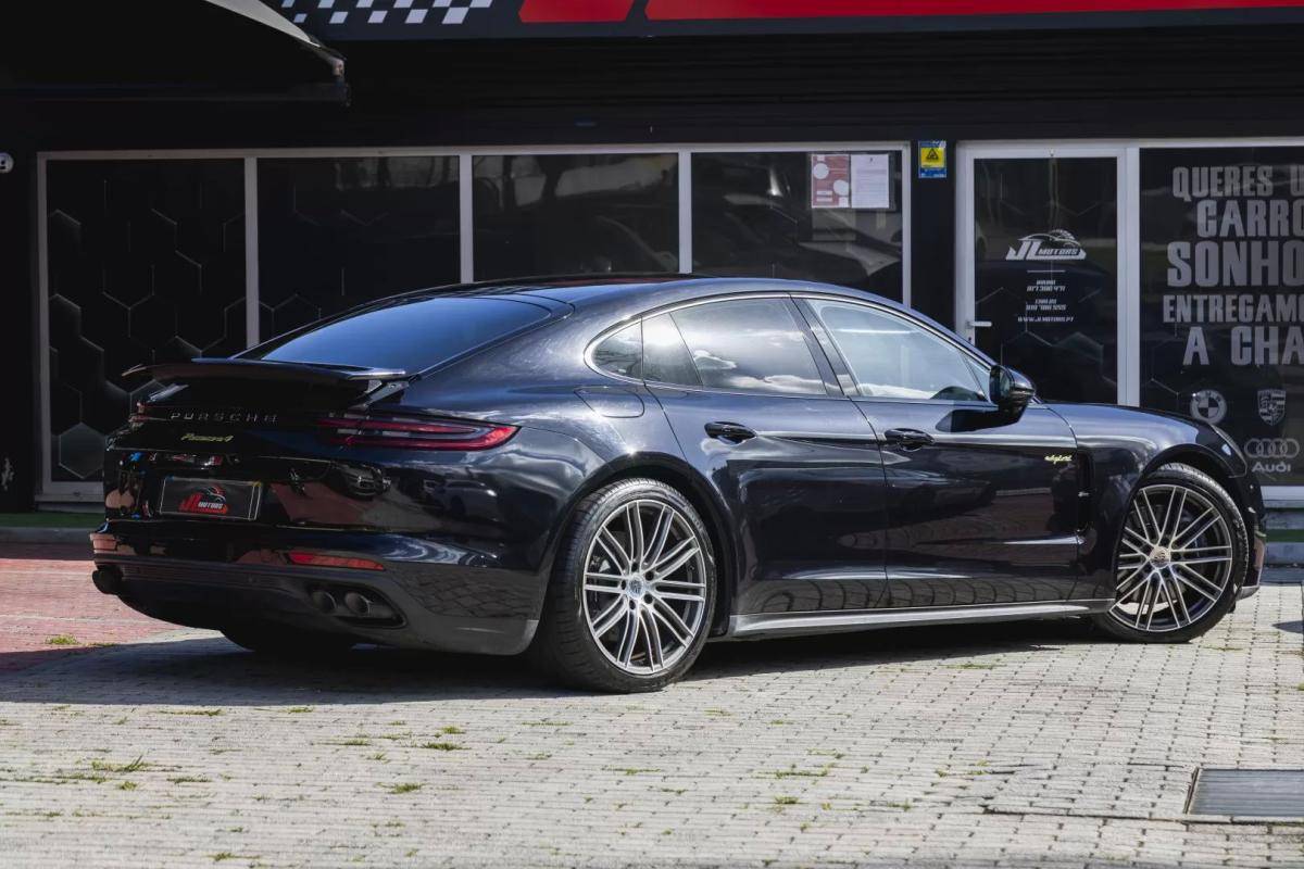 porsche-panamera-2019-hibrido-a-gasolina-2894cc