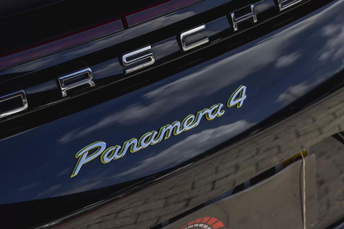 porsche-panamera-2019-hibrido-a-gasolina-2894cc