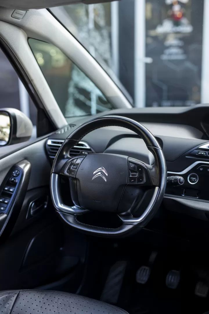 citroen-c4-picasso-2018-diesel-1560cc