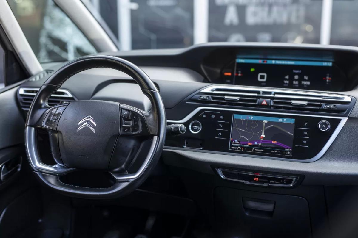 citroen-c4-picasso-2018-diesel-1560cc
