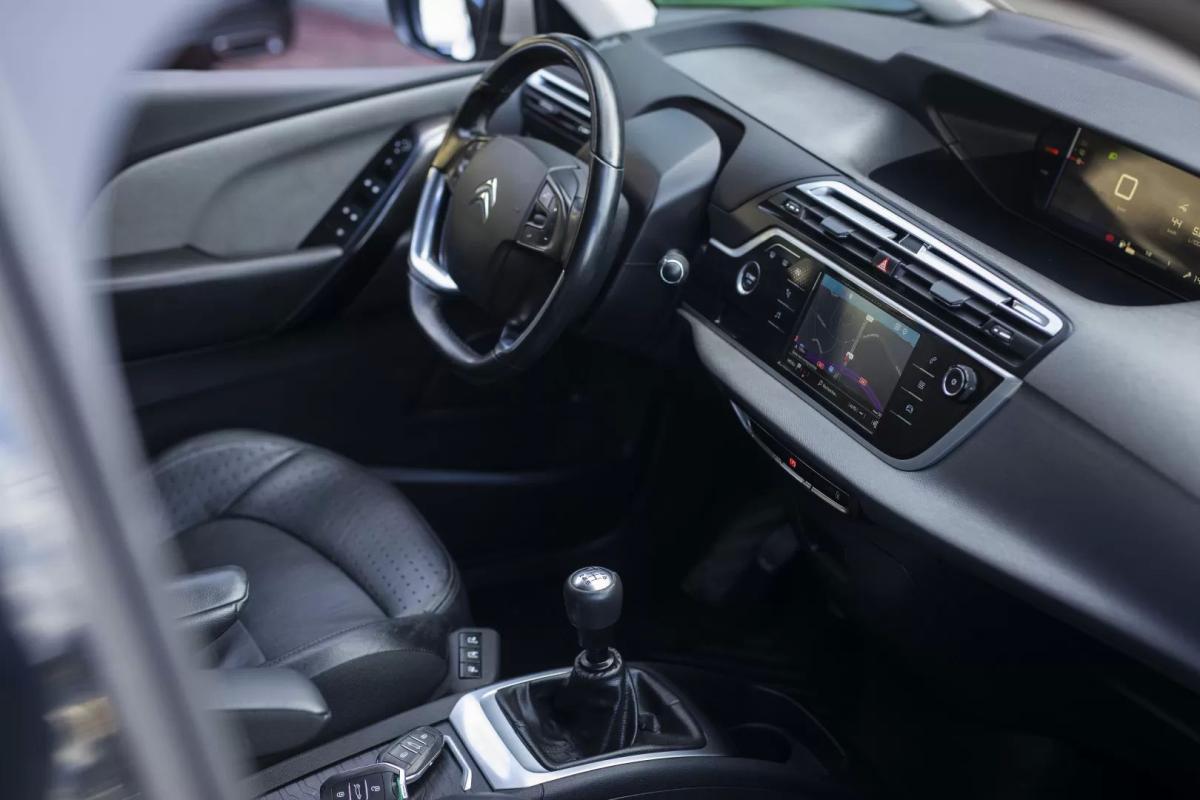 citroen-c4-picasso-2018-diesel-1560cc