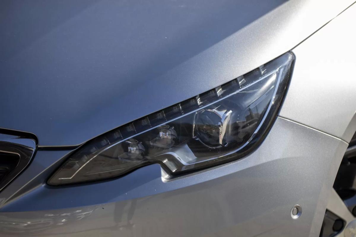 peugeot-308-2017-diesel-1997cc