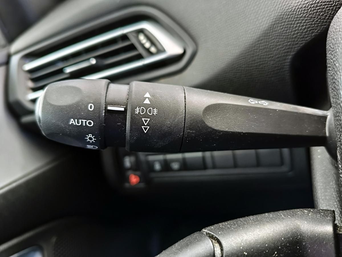 peugeot-308-2016-diesel-1560cc
