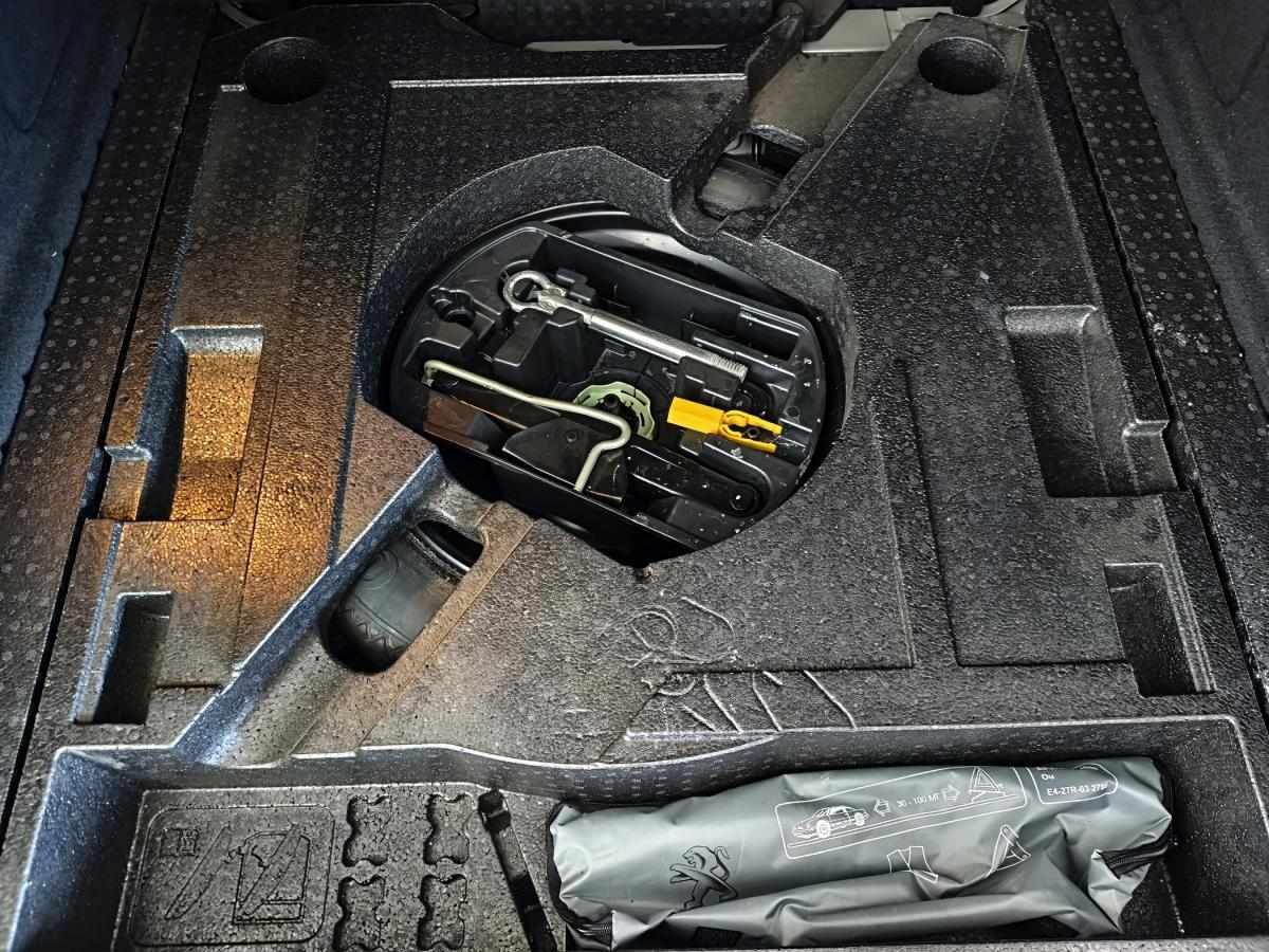 peugeot-308-2016-diesel-1560cc