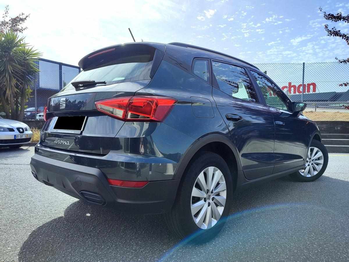 seat-arona-2023-gasolina-999cc