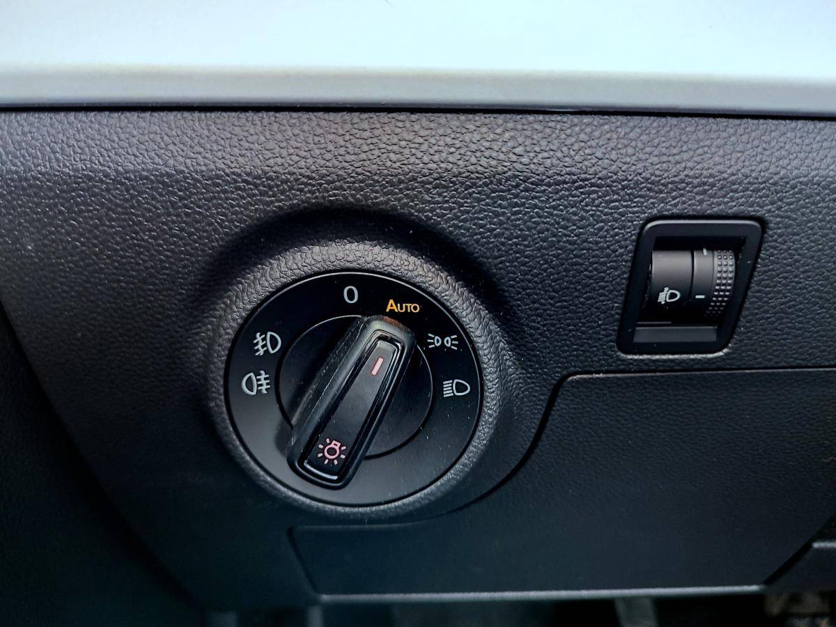 seat-arona-2023-gasolina-999cc