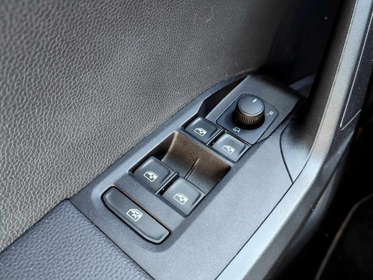 seat-arona-2023-gasolina-999cc