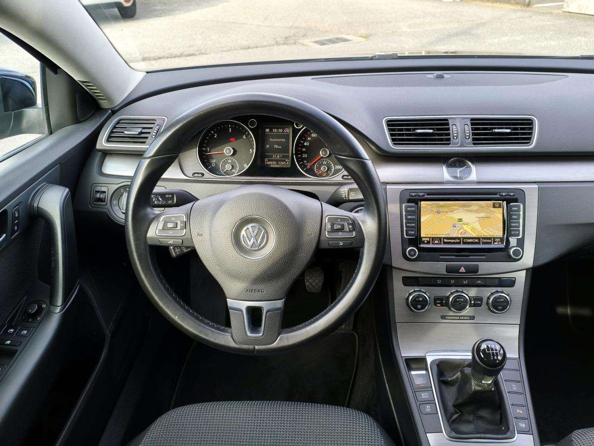 volkswagen-passat-variant-2012-diesel-1598cc