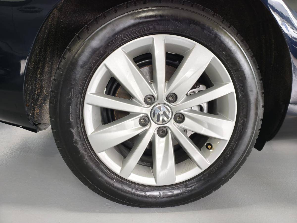 volkswagen-passat-variant-2012-diesel-1598cc