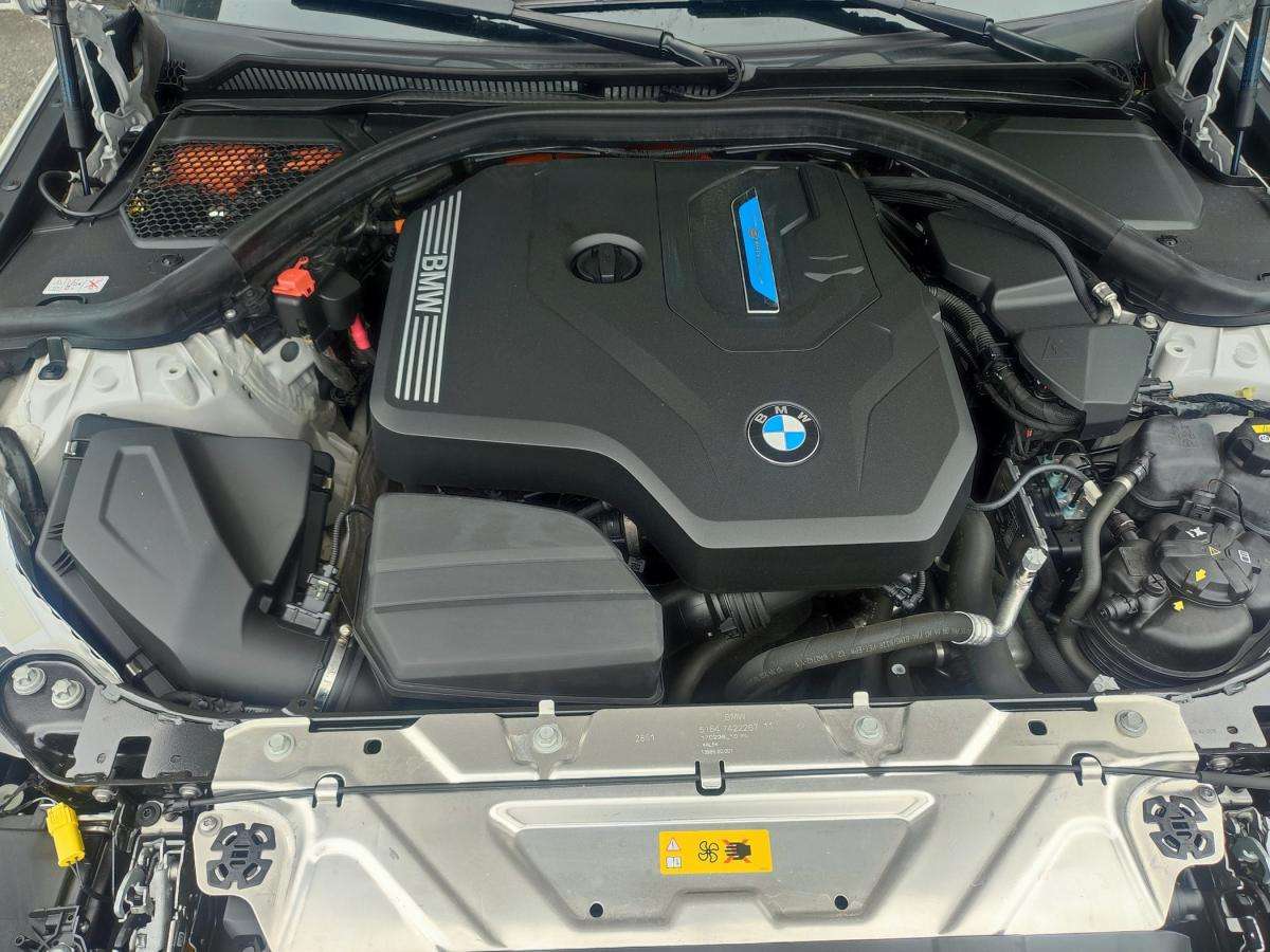bmw-serie-3-2022-hibrido-a-gasolina-1998cc