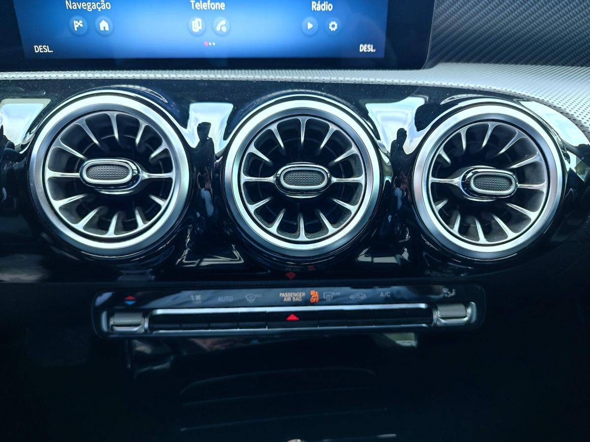 mercedes-benz-classe-a-2023-gasolina-1332cc