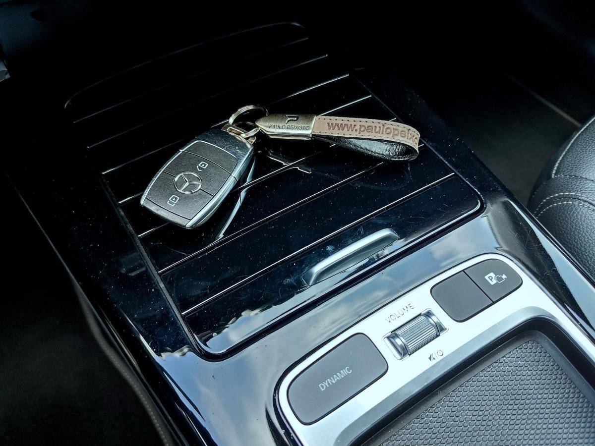 mercedes-benz-classe-a-2023-gasolina-1332cc
