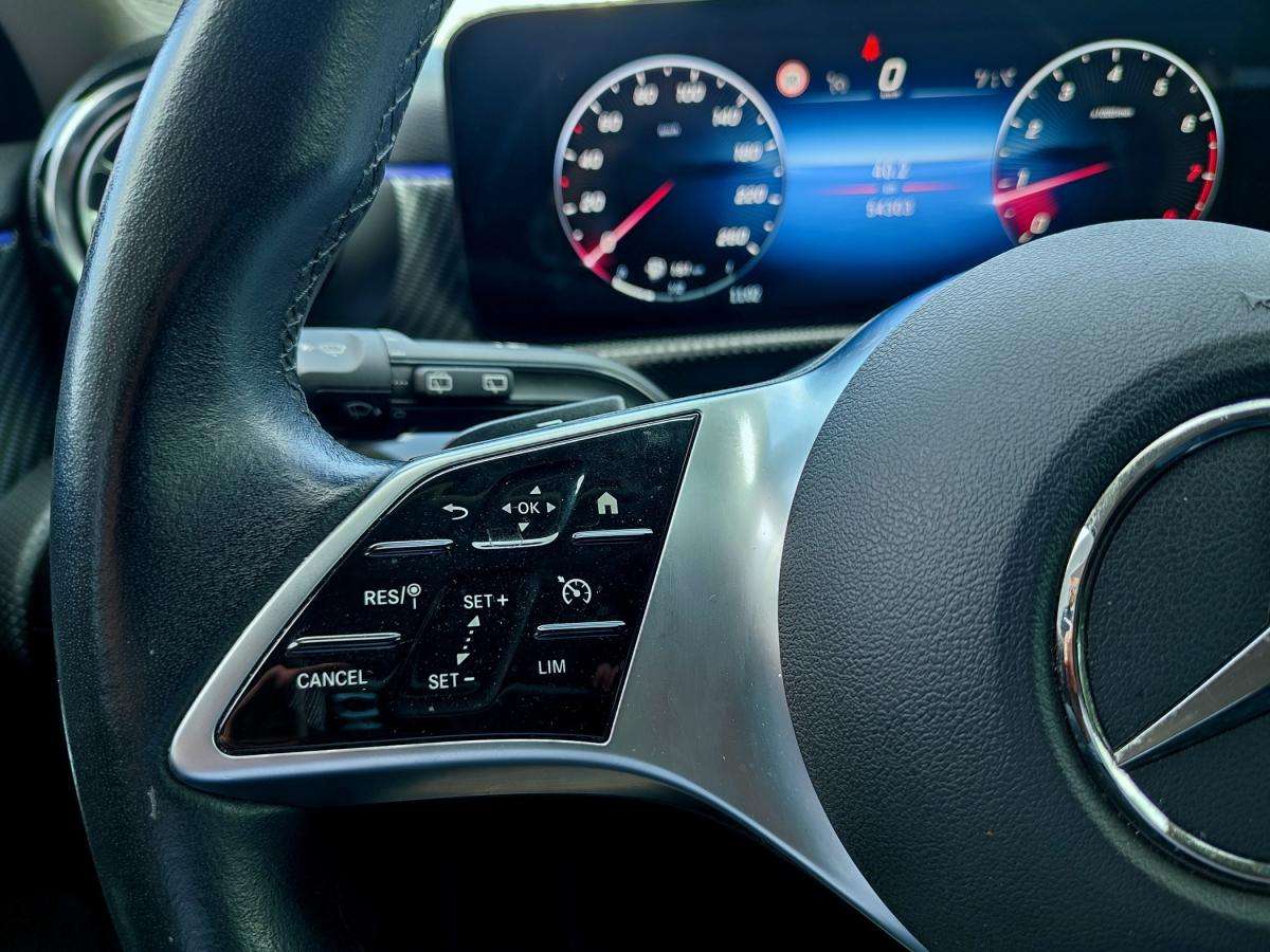 mercedes-benz-classe-a-2023-gasolina-1332cc